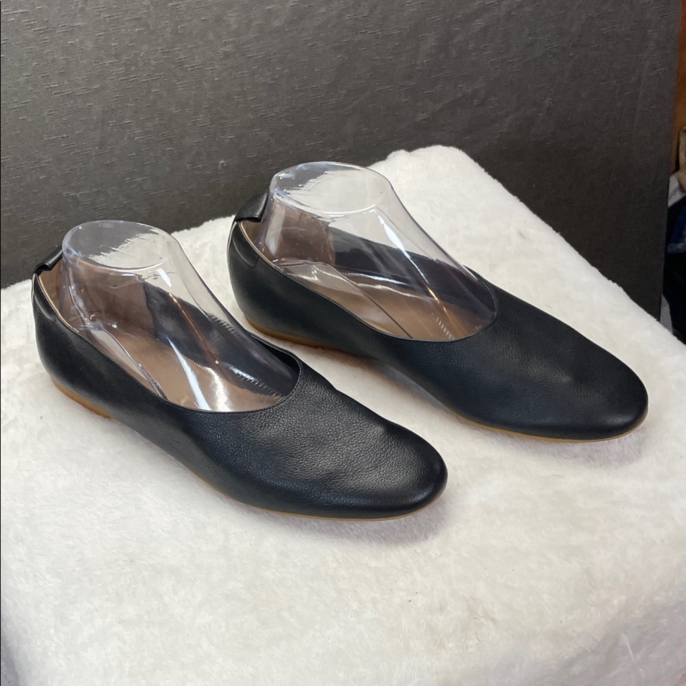 Everlane Black Flats with Polished Finish, Leather made in Italy